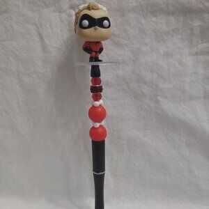 Funko Pop Mini-Christmas Mr. Incredible  Handmade Beaded Pen